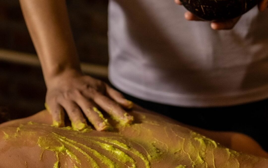 Why a scrub massage Bali is the best prep for your glowing skin