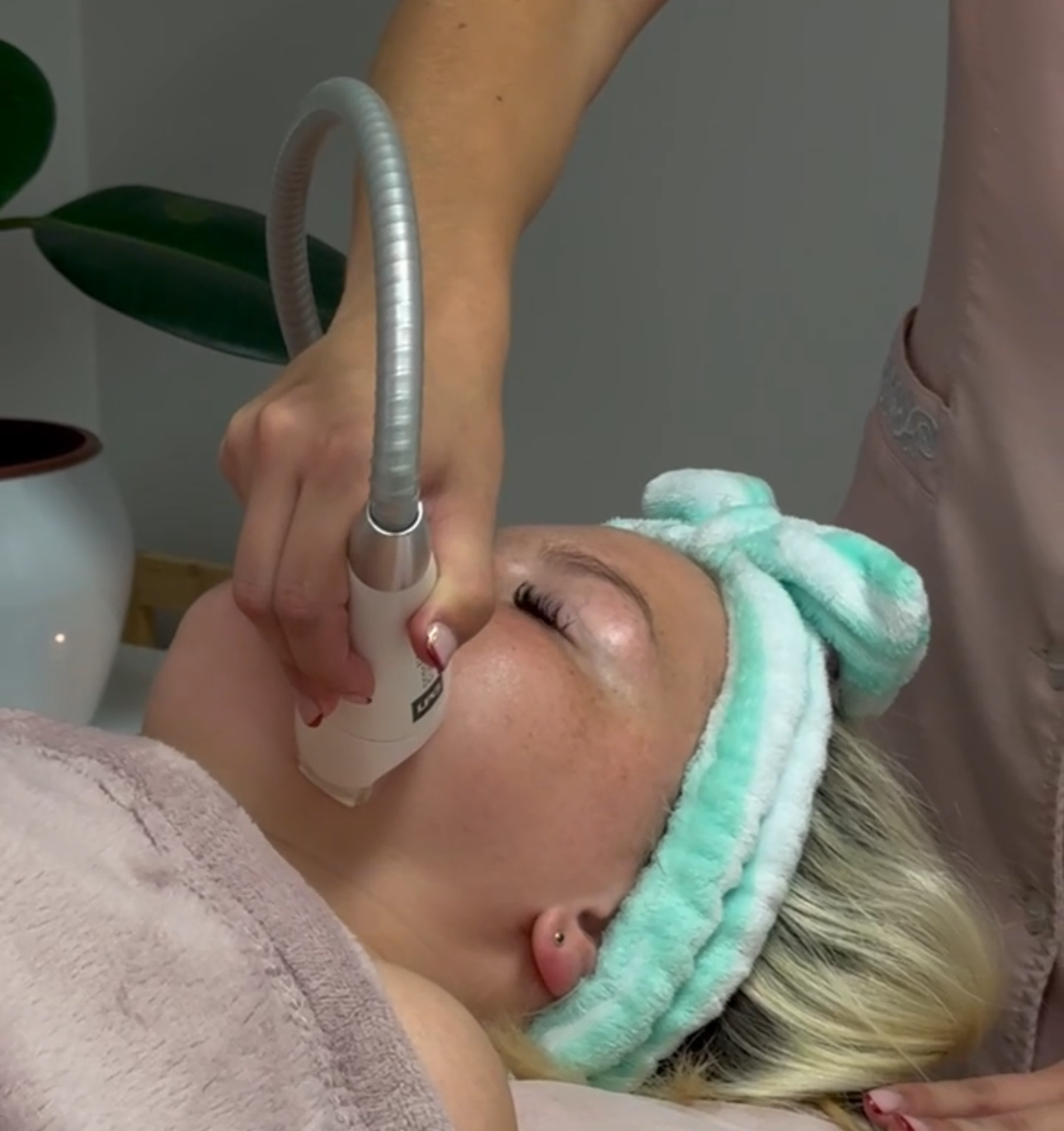 Skin tightening facial Bali